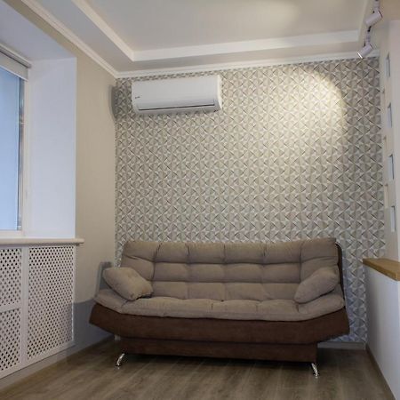 Уютная Vip-Студия В Центре. Winnyzja Exterior foto