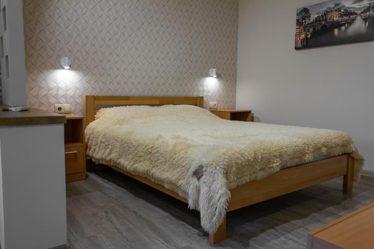 Уютная Vip-Студия В Центре. Winnyzja Exterior foto